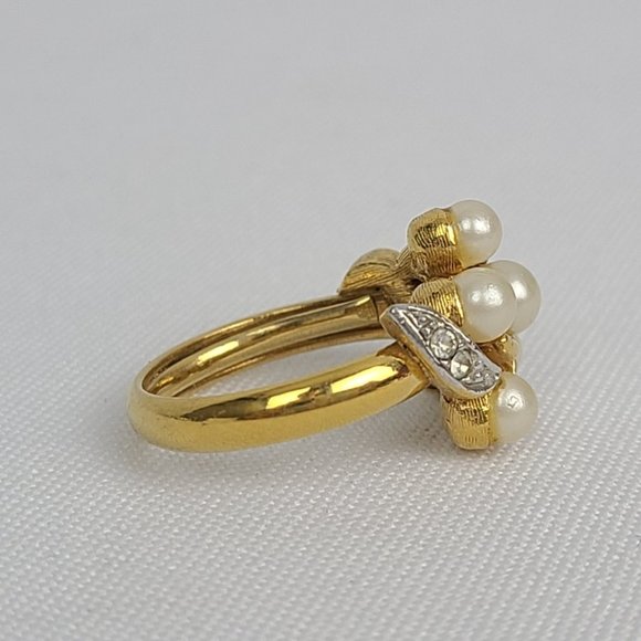 Vintage Avon Ring Gold Tone Faux Pearl - Picture 5 of 9